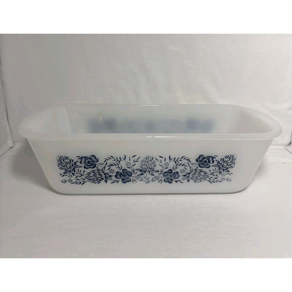 Vintage Ovenware 522-Loaf Pan Made In USA. White W/Blue Floral Pattern Glassbake
